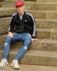 photo-thumb