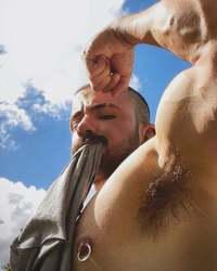 photo-thumb