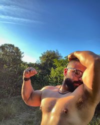 photo-thumb