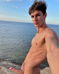 photo-thumb