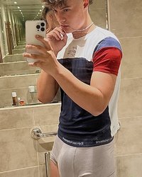 photo-thumb