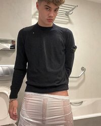 photo-thumb