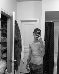 photo-thumb
