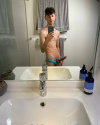 photo-thumb