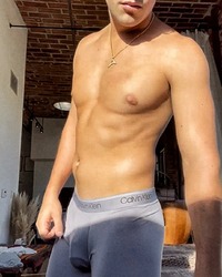 photo-thumb