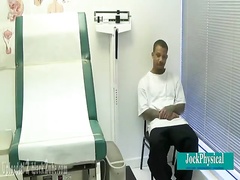 Well hung ebony physical jackoff