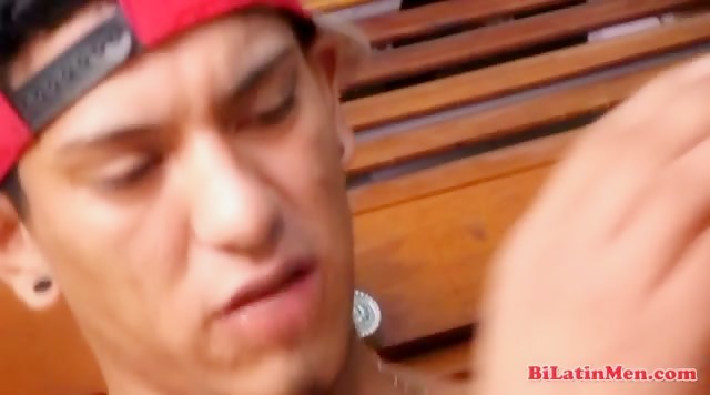 Thumb 8
