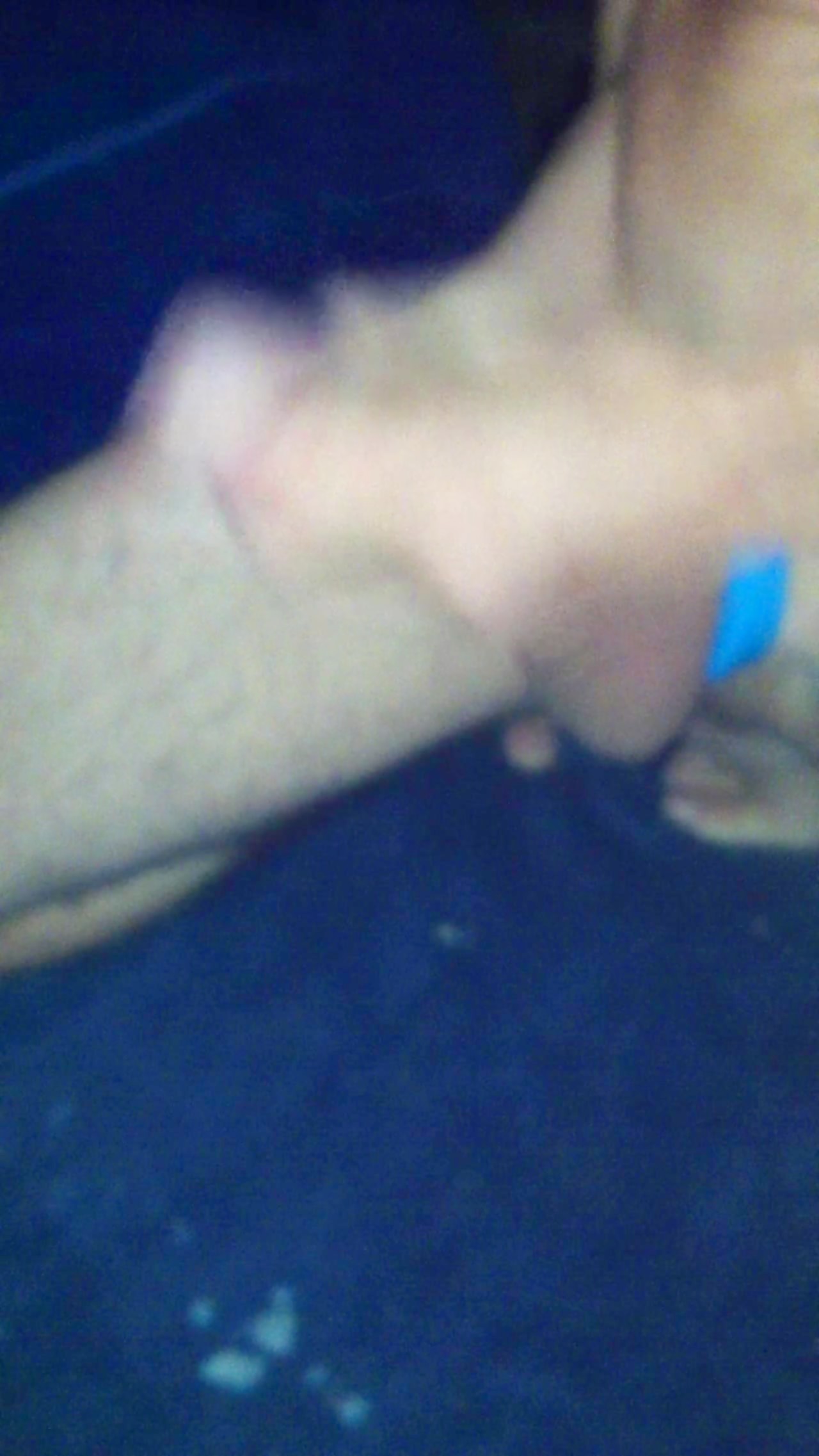 Thumb 16