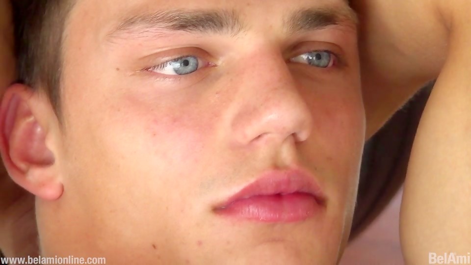 Thumb 11
