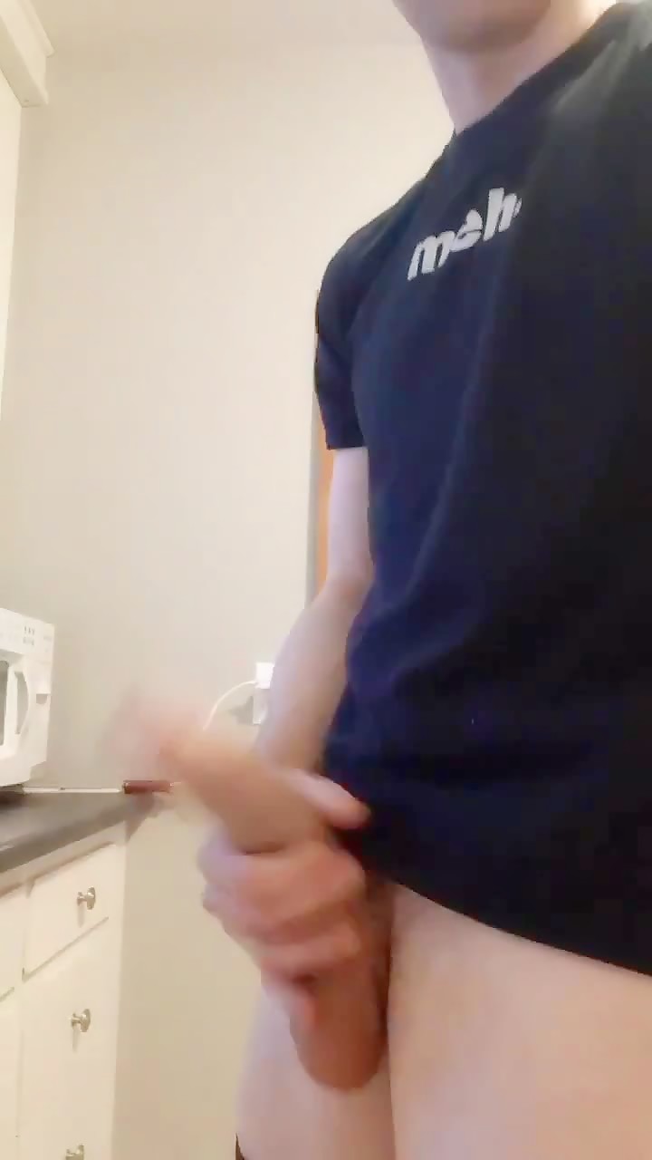 Thyle Knoxx  Preparing to blowwww… again