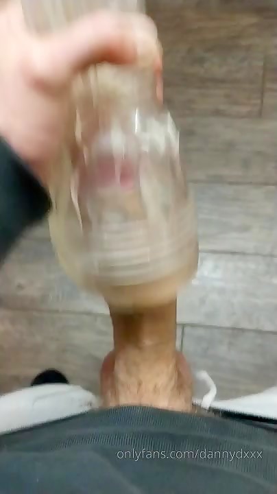 Thumb 16