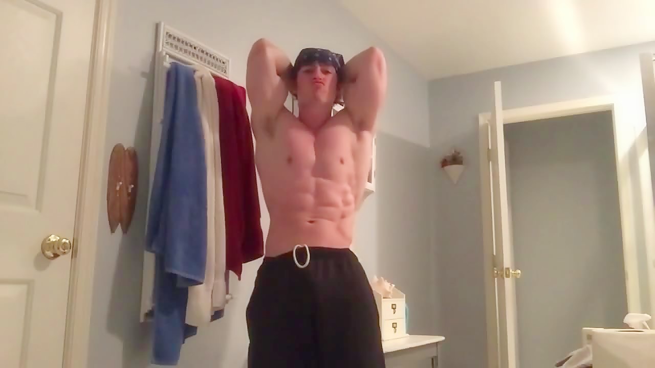 Bandana Muscle Stud Milking his manmeat