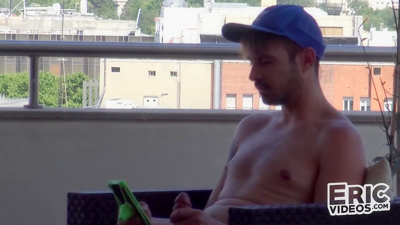 Threesome at balcony