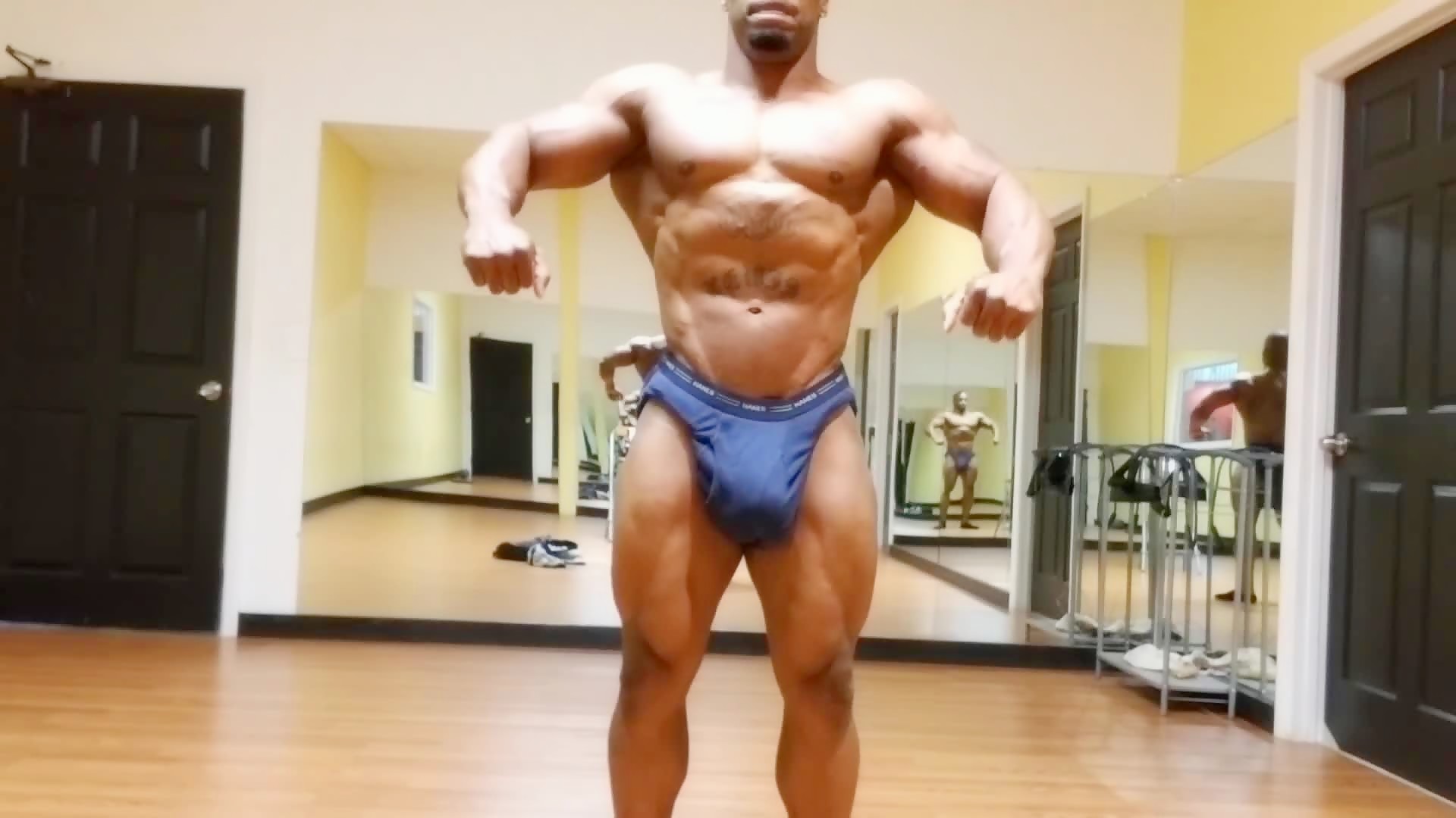 Bodybuilder Bo Lewis shows his biggest asset