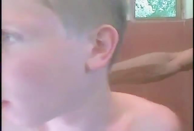 Thumb 16