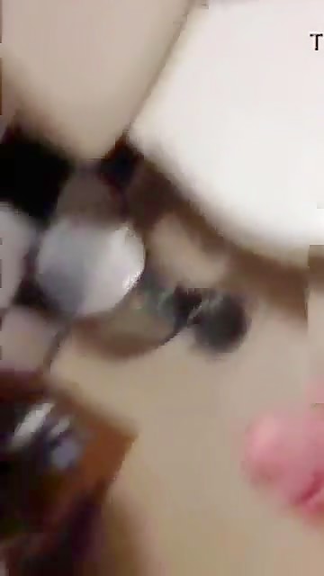 Thumb 9