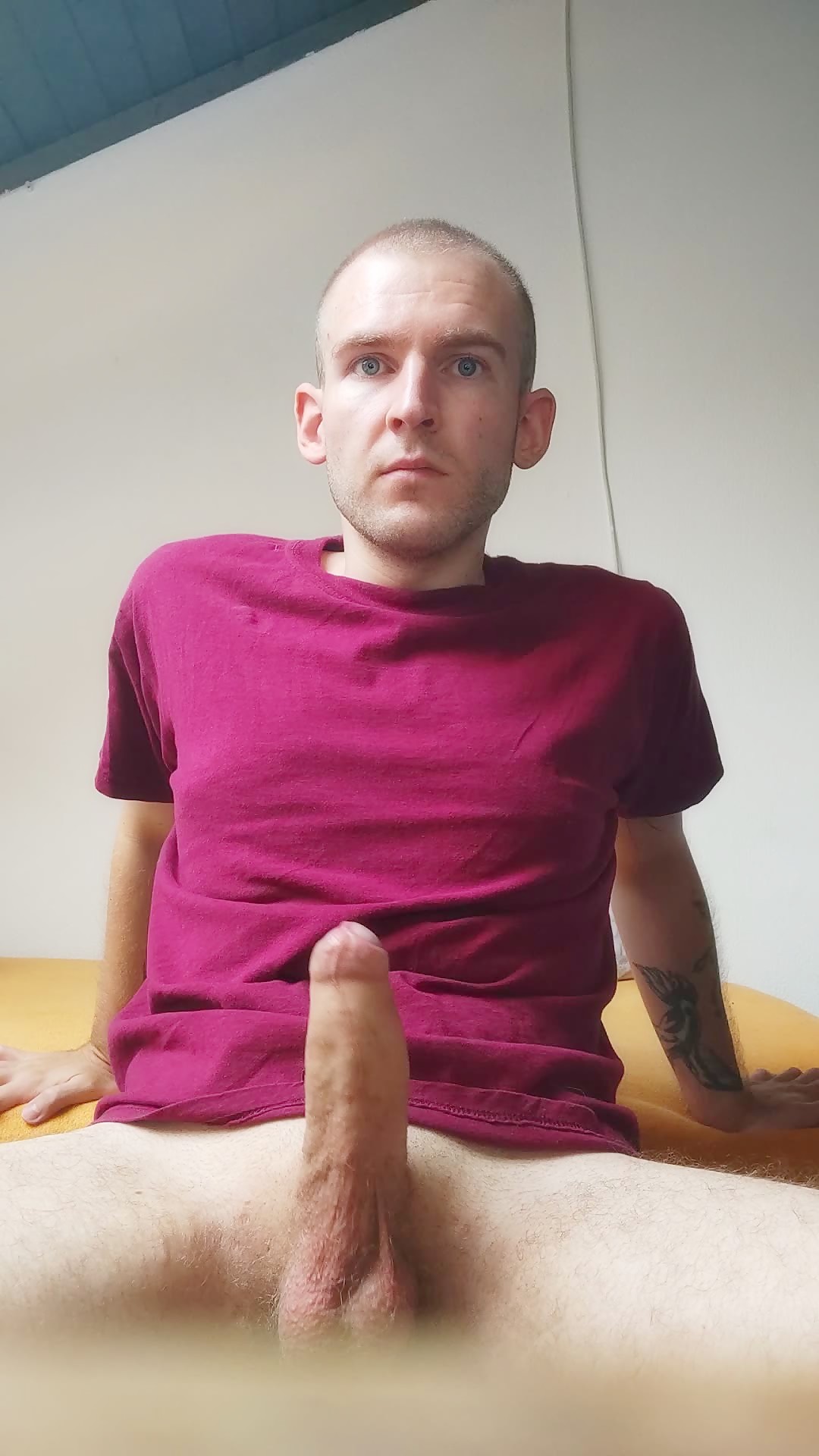 huge meat shaking in the cam