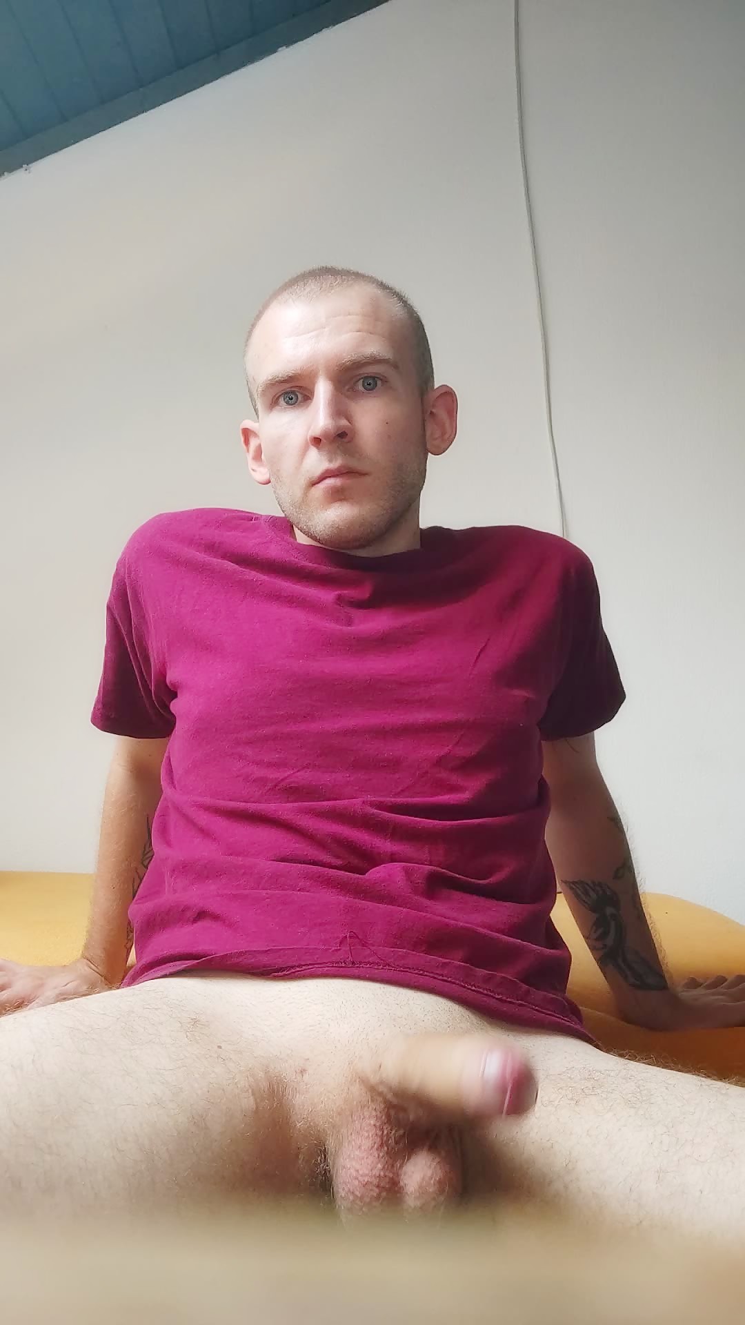 Thumb 16