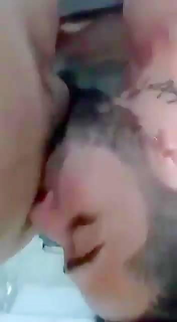 Thumb 11