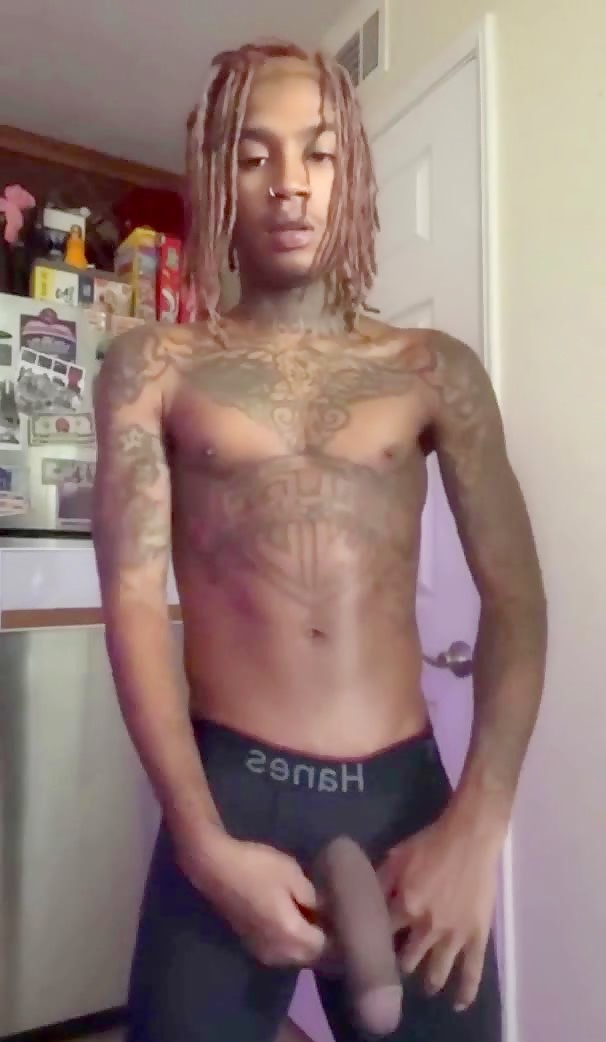 Hung black twen is packing, big time!