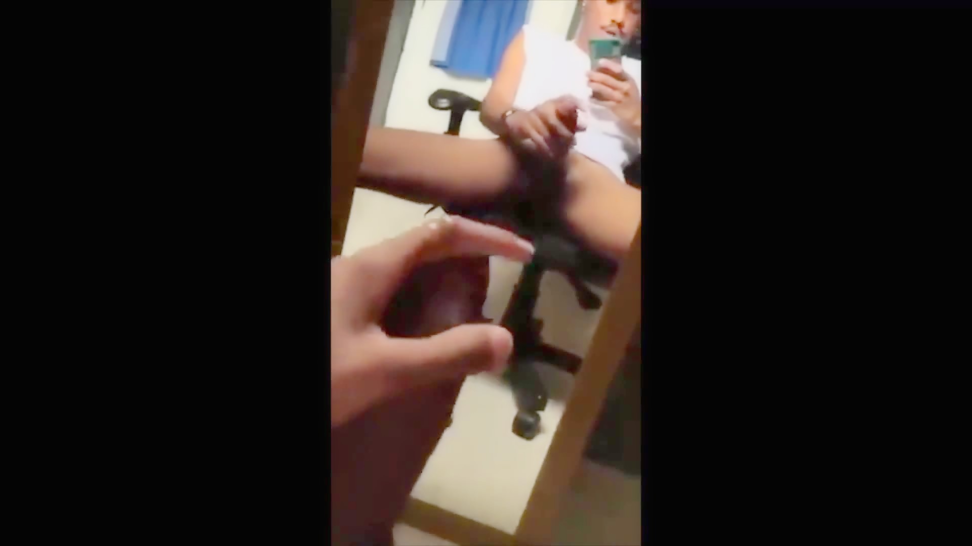 Thumb 16