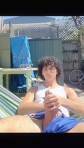 Thumb 11