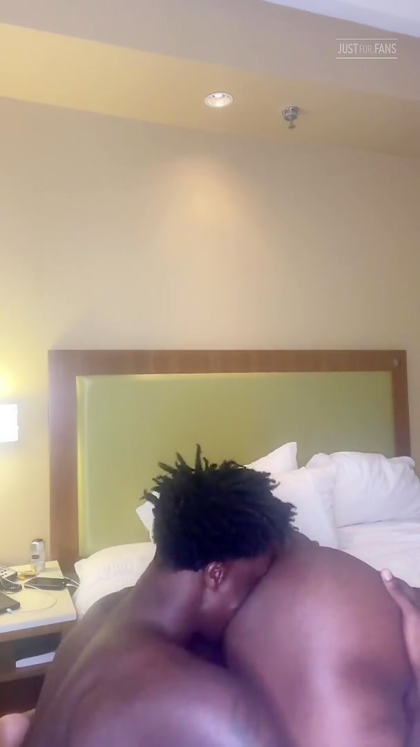 King Kurve Gets Fucked!