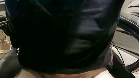 Thumb 16