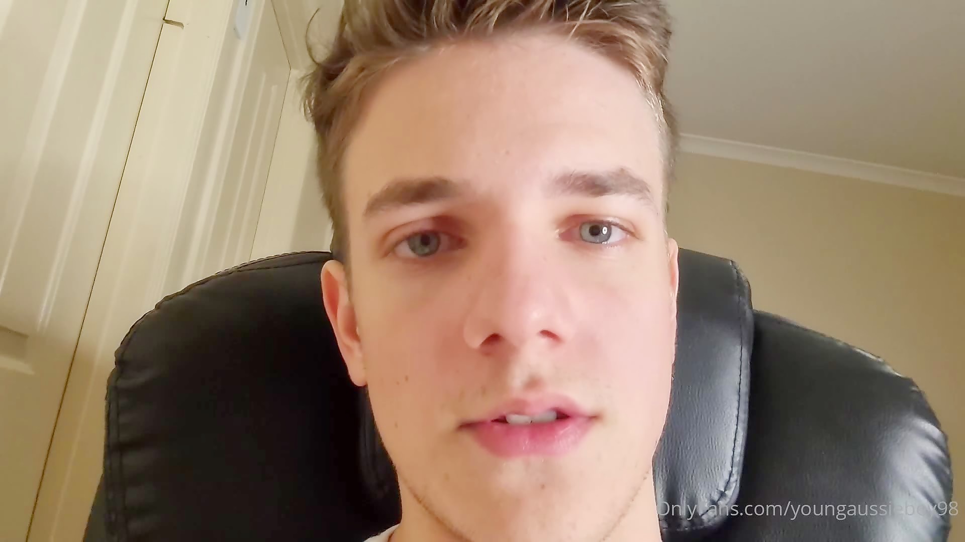Thumb 11