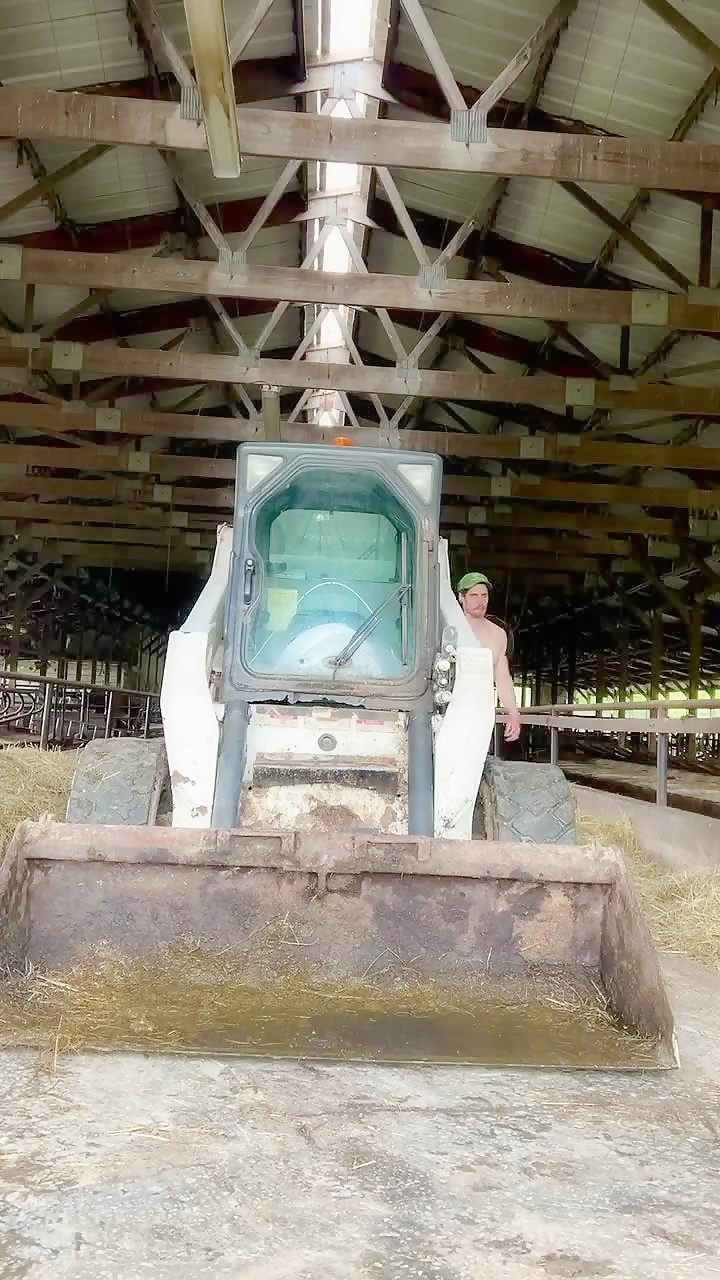 Farmer's big cock 3