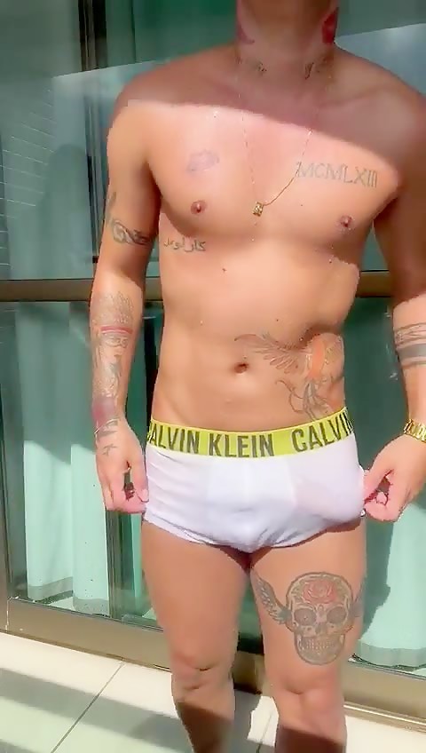 Fernando 24cm in Wet Undies