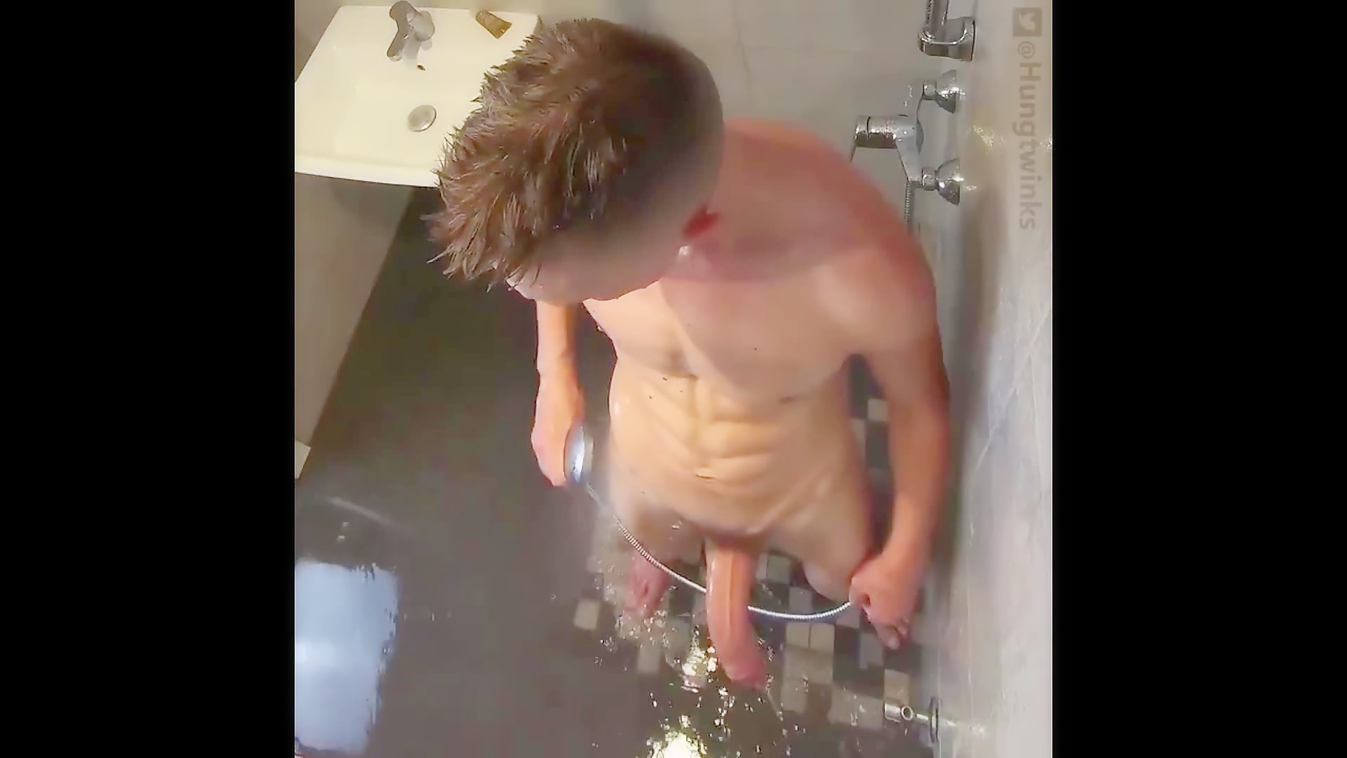Huge twink