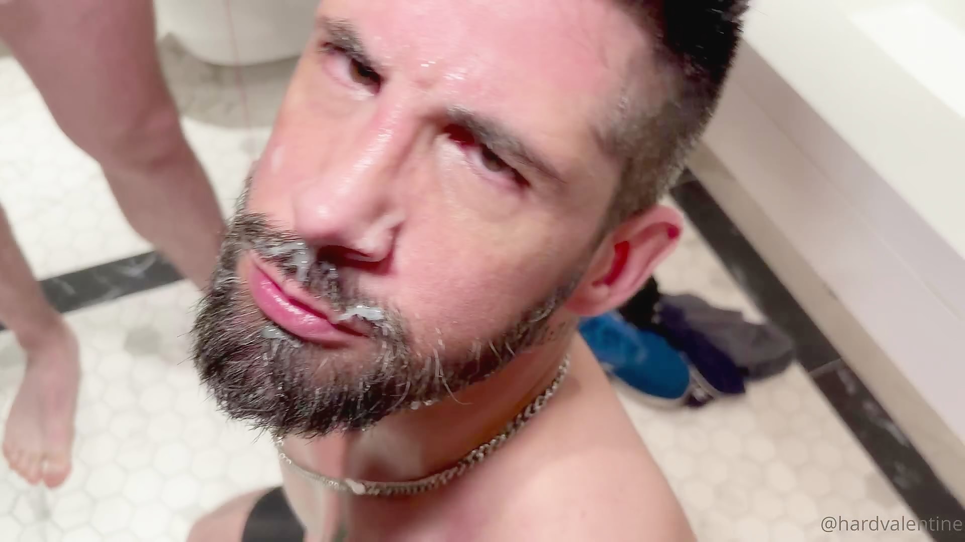 Thumb 16