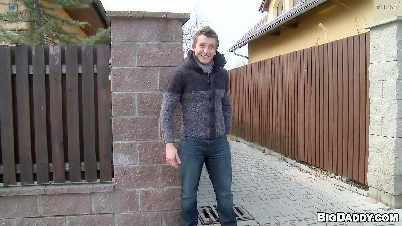 BigDaddy, sucking an anaconda in the open air
