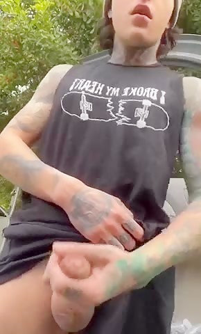 Thumb 11