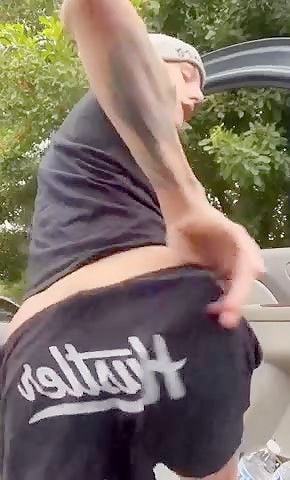 Thumb 9