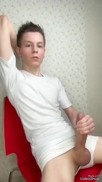 Evgeny twink gozando