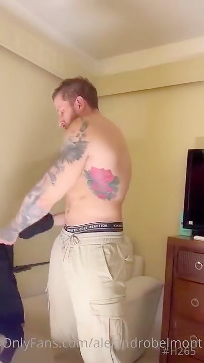 Alejandro Belmont alias AKA Alejandro Hernandez jerks off - monster cock