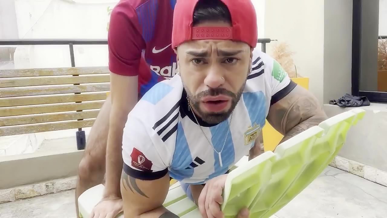Thumb 11