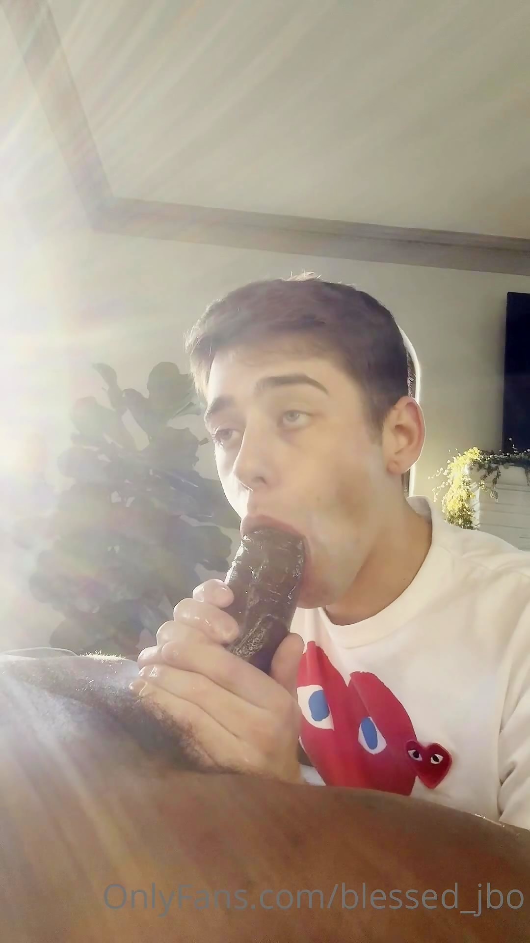 Thumb 11