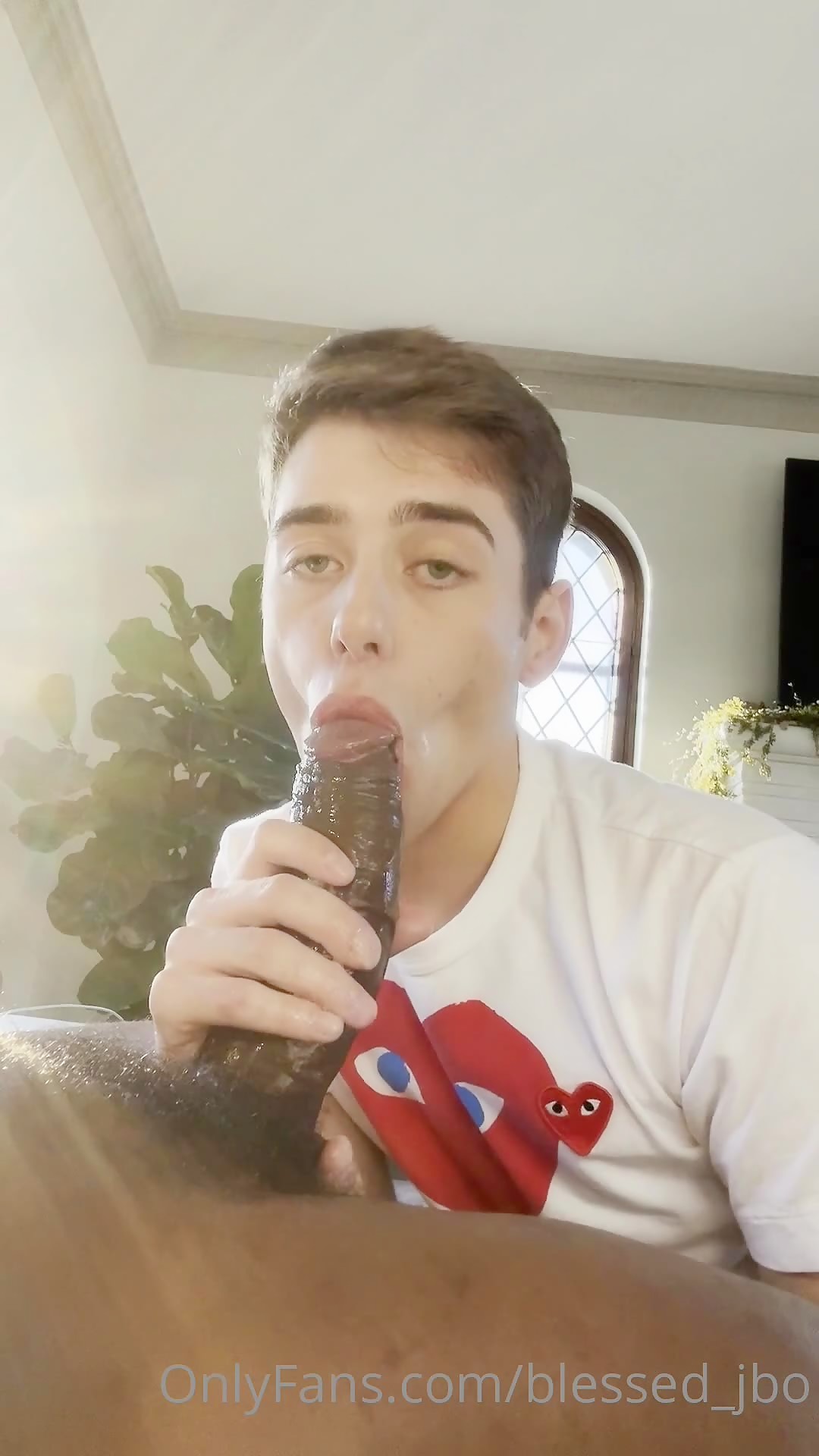 Thumb 6