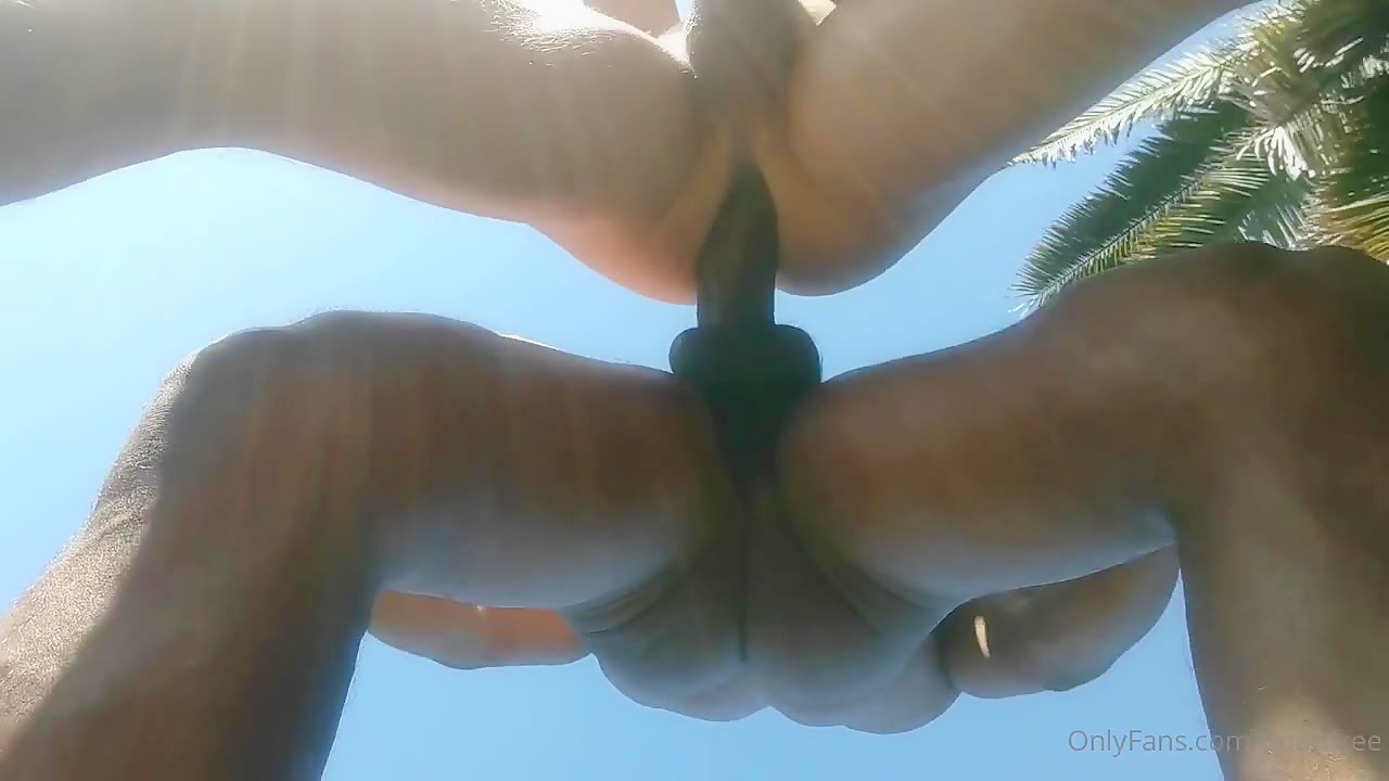 Thumb 16