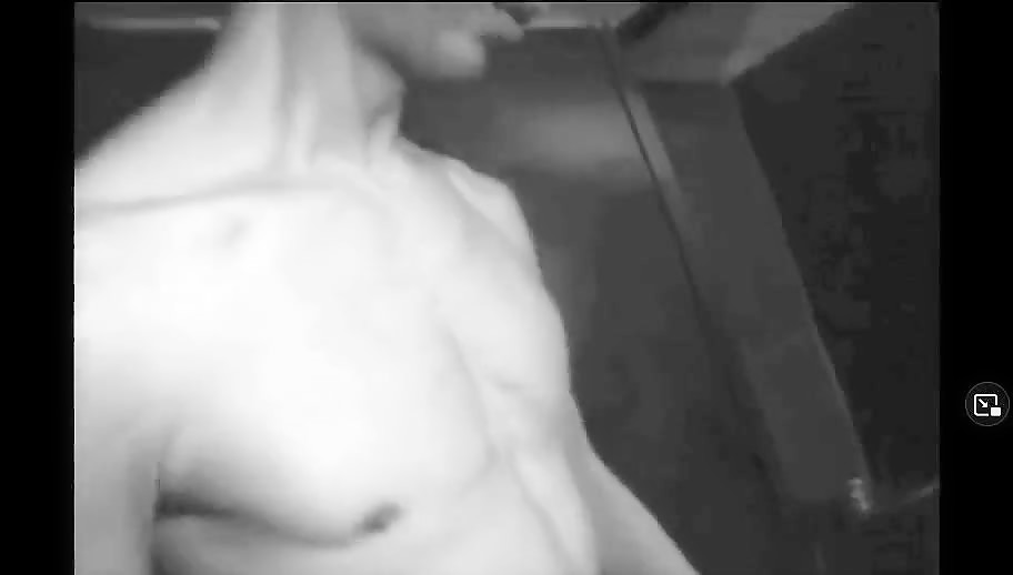 Thumb 12