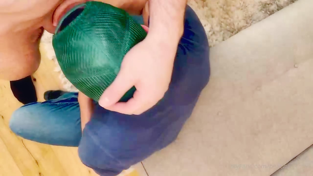 Thumb 10