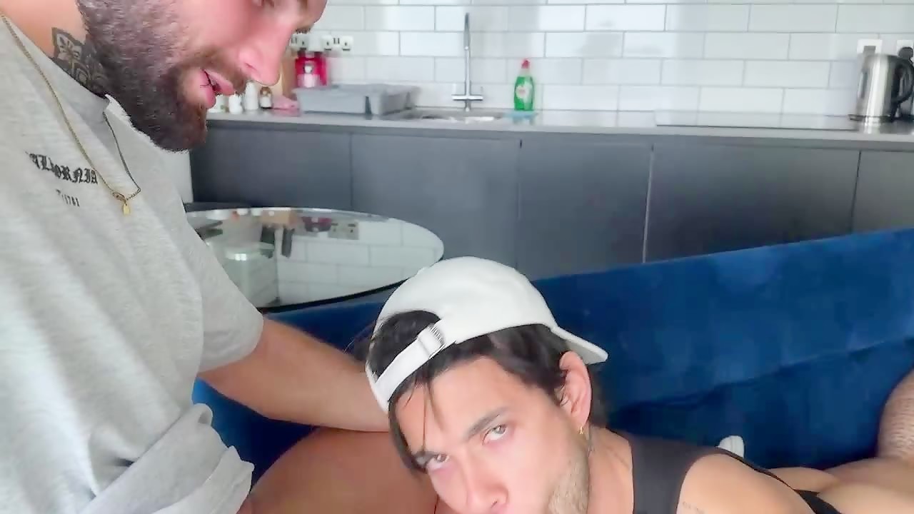 Thumb 11