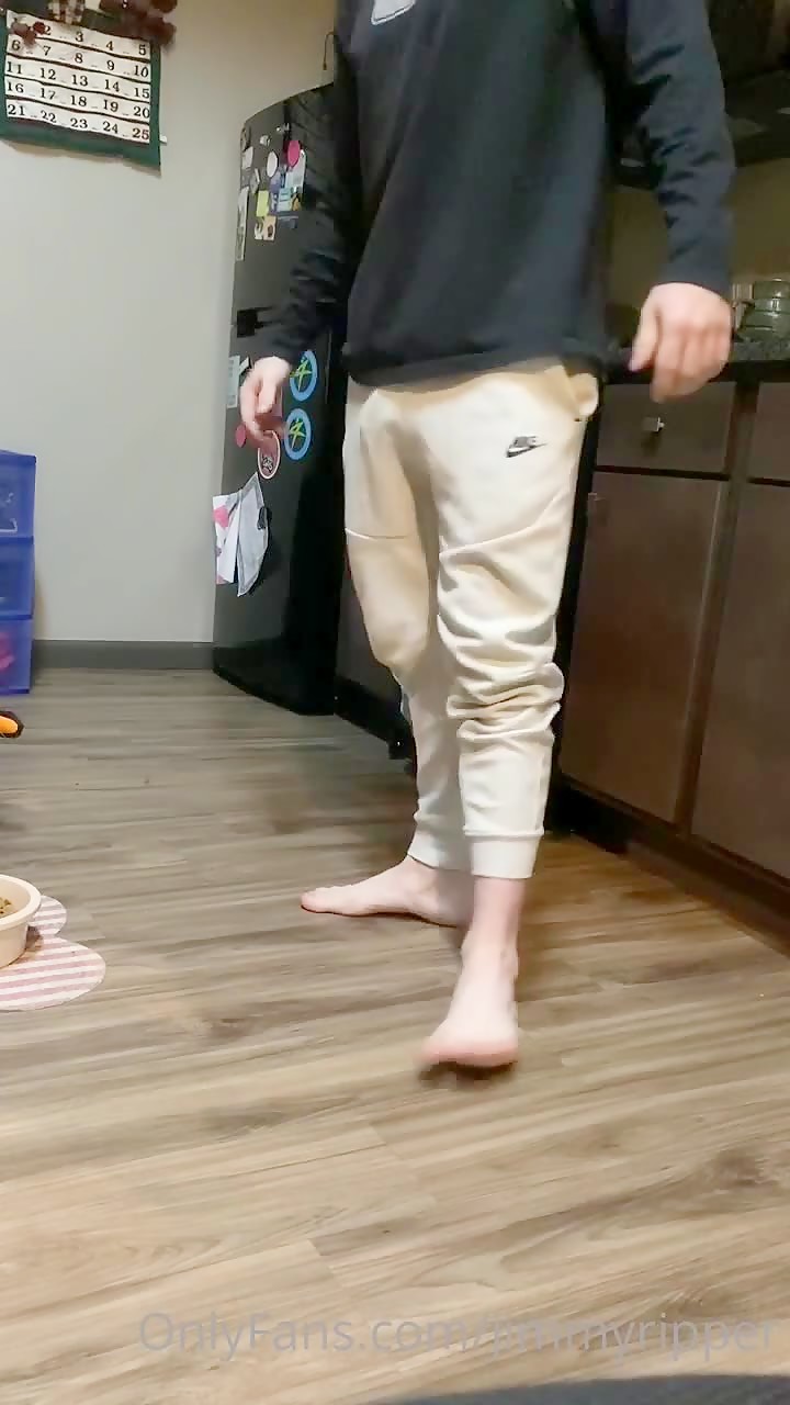Jimmy Ripper shows off soft big cock