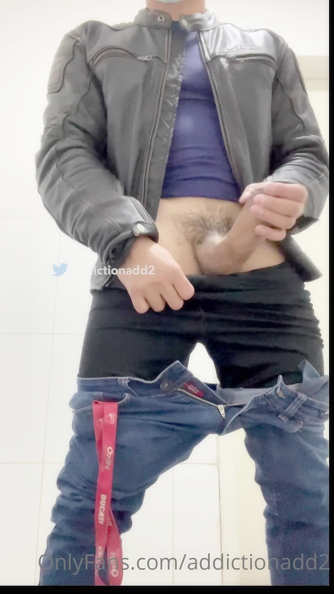 Thumb 16