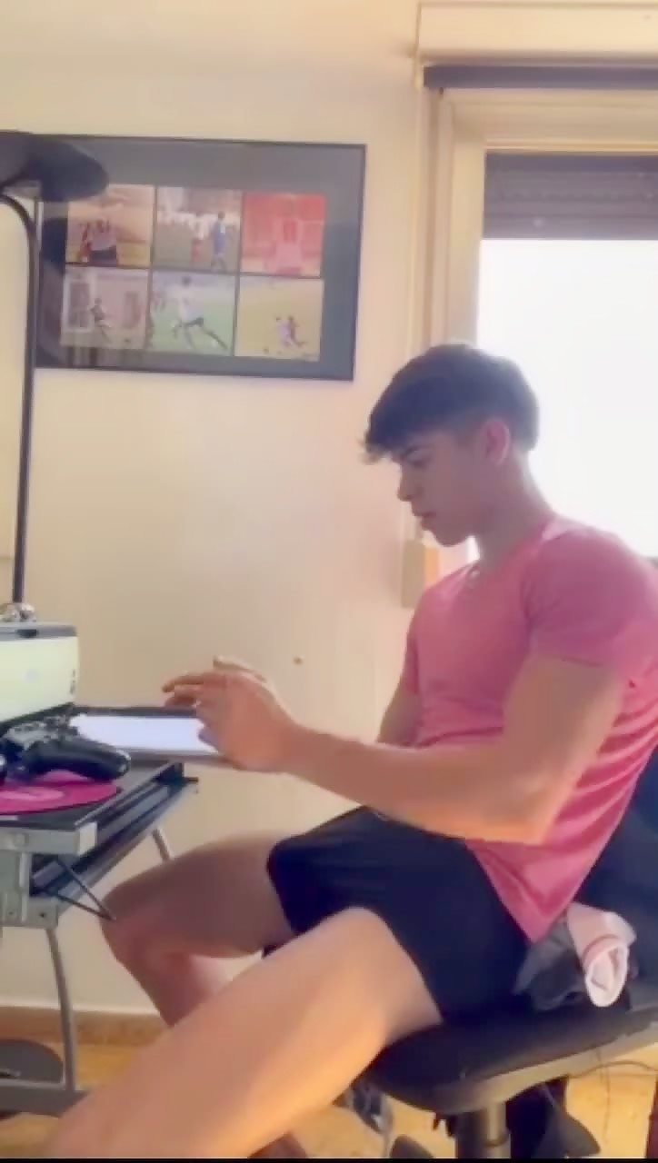 Smoking teen wanks