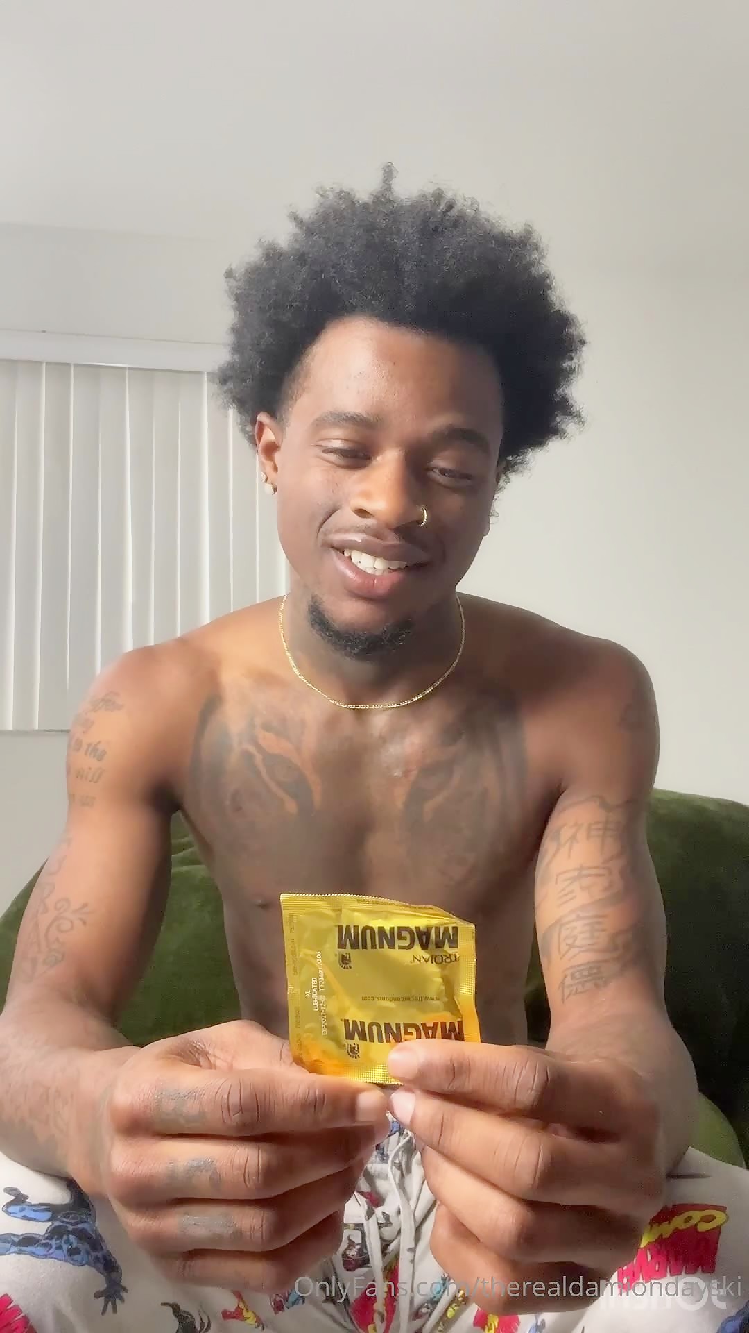 Damion Dayski monster magnum condom trial