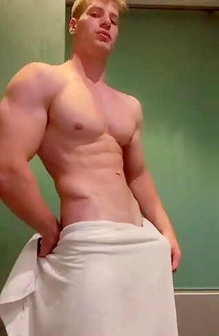 Cumshot of handsome fit hunk